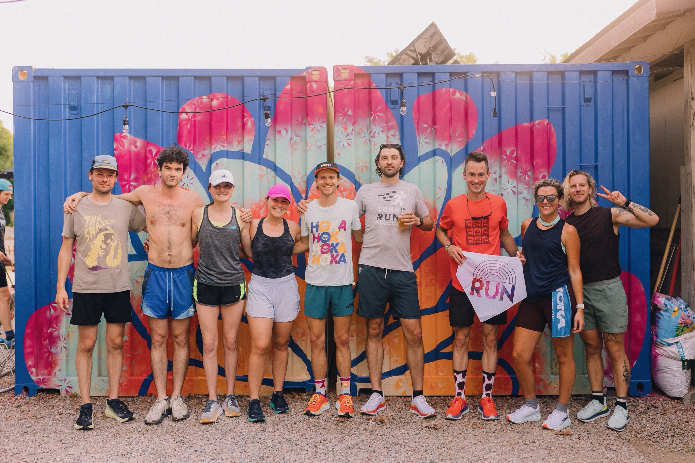 The Laboratory at Runologie, runners hanging out